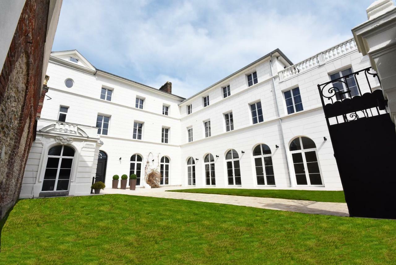 Aparthotel Manoir de l'évêché Lisieux Exterior foto